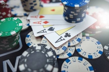 Dashboard aplikasi target88 menampilkan menu deposit DANA, OVO, GoPay, dan QRIS untuk pengisian saldo cepat